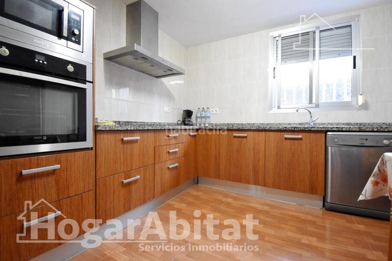 Foto f8cfec1f-74c0-43a2-a9f9-6a074e63141b. Chalet mit heizung parking pool in Oliva playa Oliva