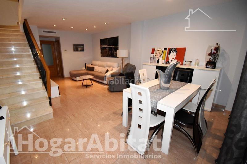 Foto 322e992d-d199-4d60-bc75-3eb748c9bed2. Reihenhaus in Onda