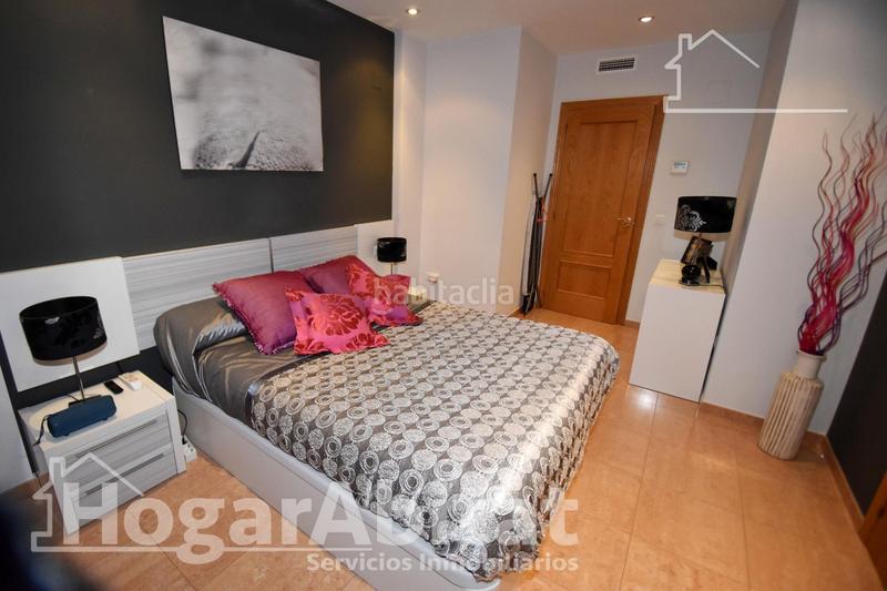 Foto 454f3252-6149-4d7d-b318-4c8a8a096358. Reihenhaus in Onda