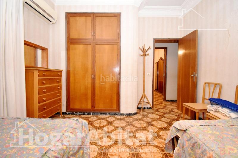 Foto 6c2e1244-d13f-4000-8d69-588b24b56898. Maison avec parking dans Centro Almazora / Almassora