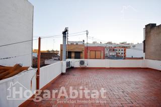 Casa  Calle santa quiteria l'alcora. Amplia casa con local comercial, garaje y terraza