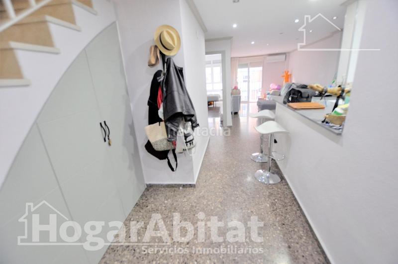 Foto 5895f40e-767c-4ffb-ba13-8e2845e90ae5. Ático precioso ático dúplex con terraza y balcón en Puçol