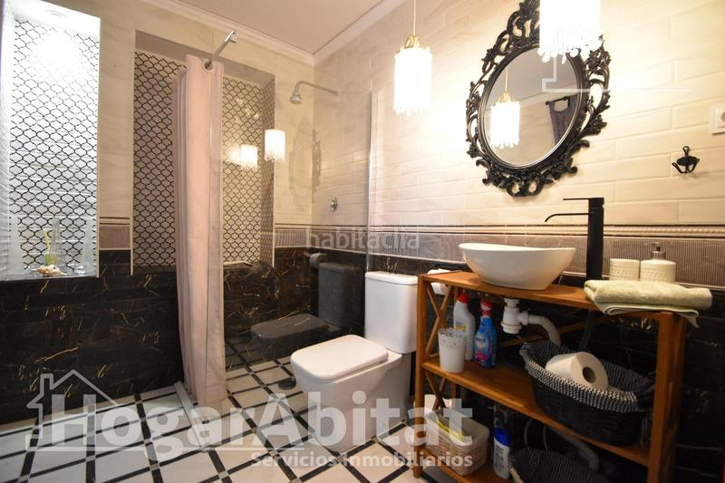 Foto 2a2b7b61-1cbe-48d4-84ae-46c00927a38a. Chalet  totalmente reformado! amplio con 4 viviendas independientes y piscina privada en Gandia