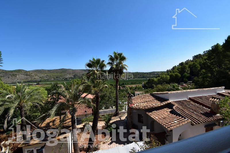 Foto ba20f522-4d46-4a63-a19d-877eb3ec6a4c. Chalet  totalmente reformado! amplio con 4 viviendas independientes y piscina privada en Gandia