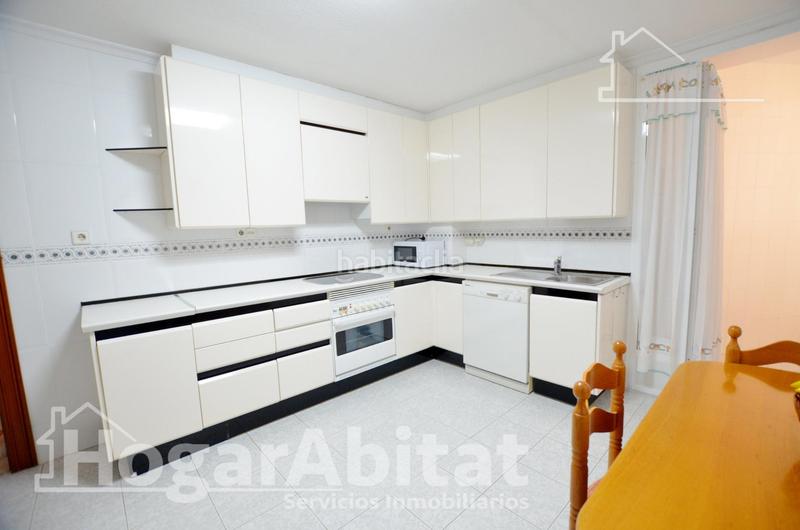 Foto 7d8a0b47-a904-46a8-a9e1-5c7d5fd55cc8. Pis amb calefacció a Ensanche-Diputación Alicante