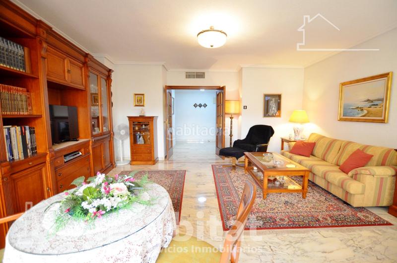 Foto a67c50a3-7b9f-4970-b0d8-4215ae78b455. Pis amb calefacció a Ensanche-Diputación Alicante