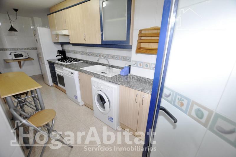 Foto 711a45b2-5e7d-41d4-8a11-15a39b9772d3. Pis amb aparcament piscina a Camí Reial Valencia