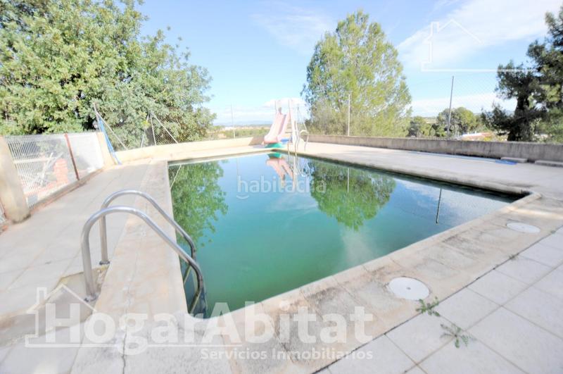 Foto 033e00b7-a527-4fa1-8ca0-f4d064978aba. Chalet con parcheggio piscina in Godelleta