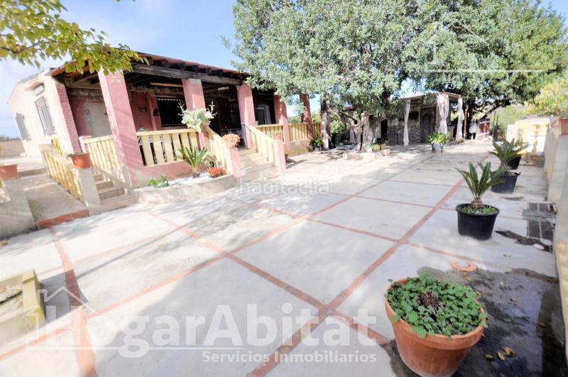 Foto 30f7783a-3091-4725-9d5d-d81469c3299a. Chalet con parcheggio piscina in Godelleta