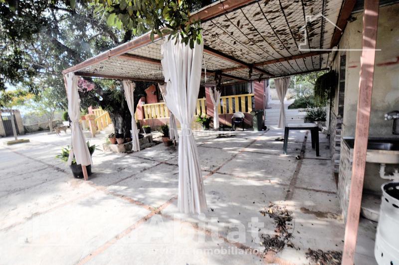 Foto 506a8d14-d0b5-4ab8-8fbe-7be519218d76. Chalet con parcheggio piscina in Godelleta