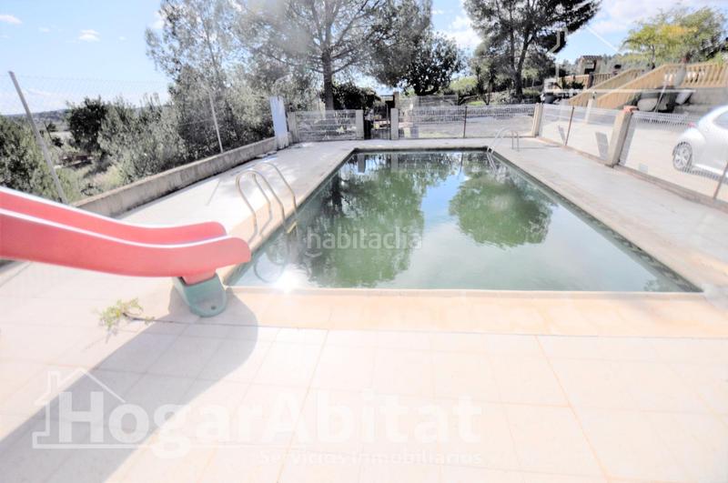Foto a0fd57a3-271b-457a-94d4-75340307da46. Chalet con parcheggio piscina in Godelleta