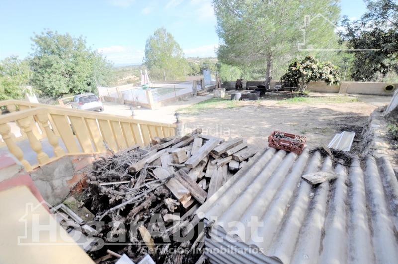 Foto a3faea6c-775e-49a0-9702-59f68590f394. Chalet con parcheggio piscina in Godelleta