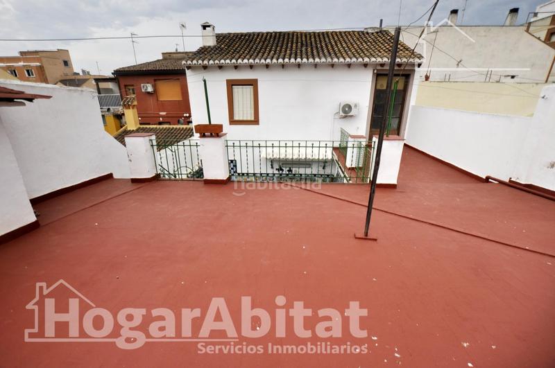 Foto 0bcab20c-0c26-4030-b9d6-d3f03aeb65b2. Casa amb aparcament a Zona Concordia Burjassot
