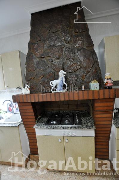 Foto 0fb77524-d523-4baf-a7c5-2f1e05cfa0d6. Casa amb aparcament a Zona Concordia Burjassot