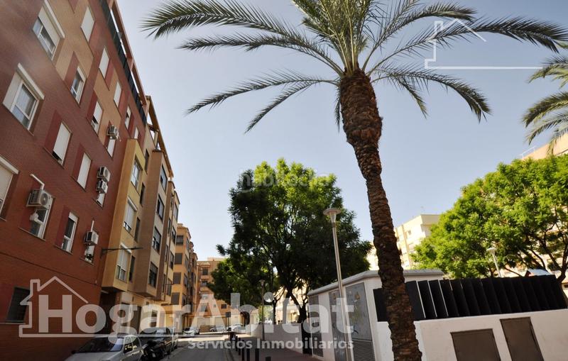 Foto a586c73f-25d6-4c07-b0ee-a65ff1cf9431. Appartamento in San Ramón-Monte de Piedad Xirivella