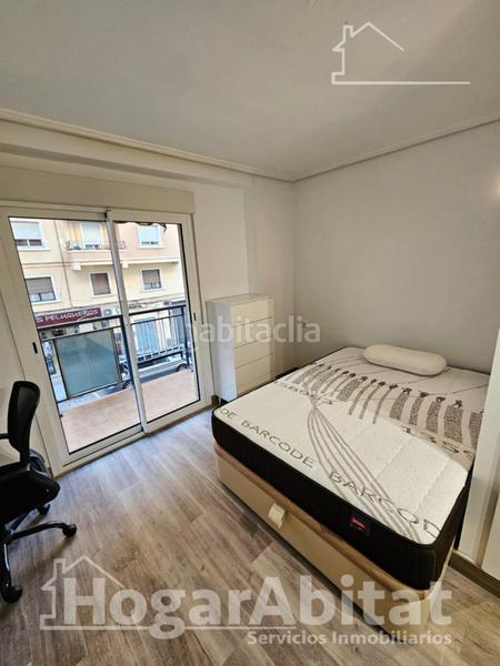 Foto c43e0e37-f973-450d-81a0-374f93014950. Etagenwohnung in Mont Olivet Valencia