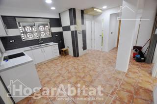 Pis  Calle general llorens. Todo exterior y reformado en benicalap