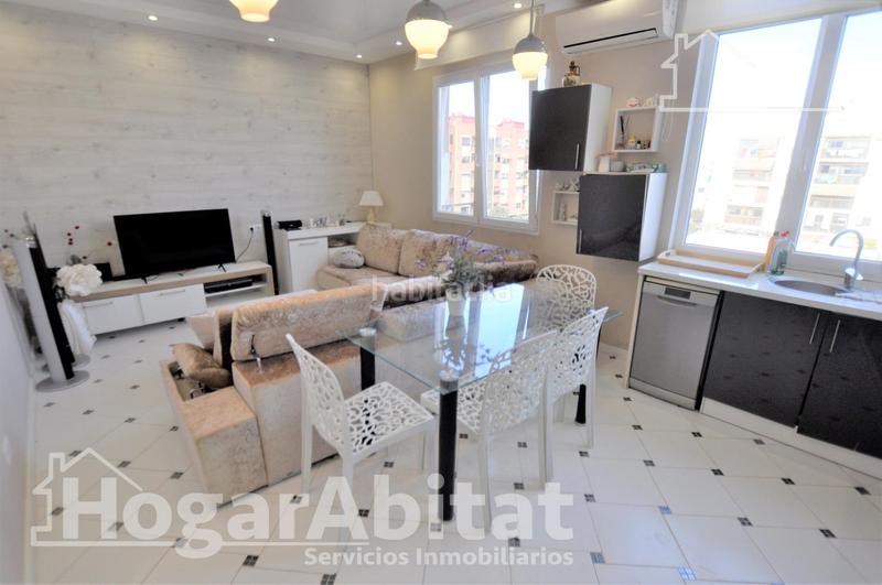 Foto ba8ea7d9-d54d-4c35-8807-078fc8d68c7d. Appartamento in Barrio Benicalap Valencia
