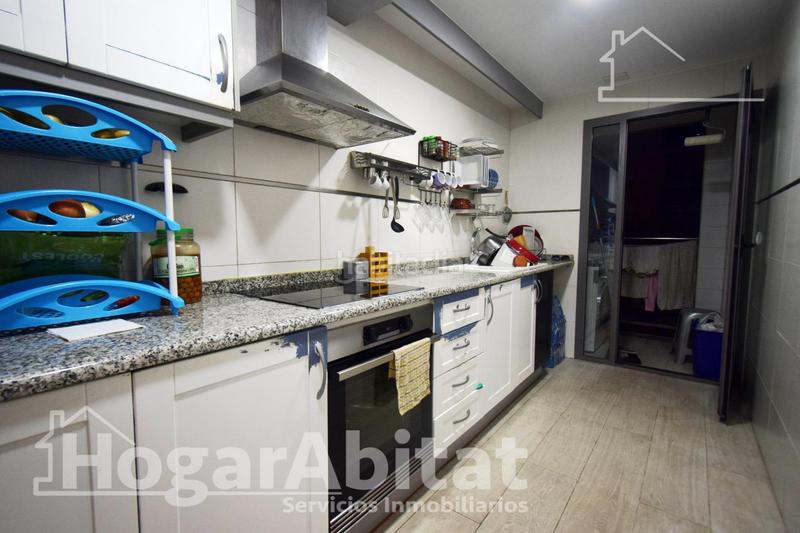 Foto abccd513-5272-4399-8100-a7b49cfbb3fb. Pis amb calefacció piscina a Nou Benicalap Valencia