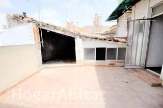 Haus  Calle major. Amplia casa parcialmente reformada con gran terraza y balcón