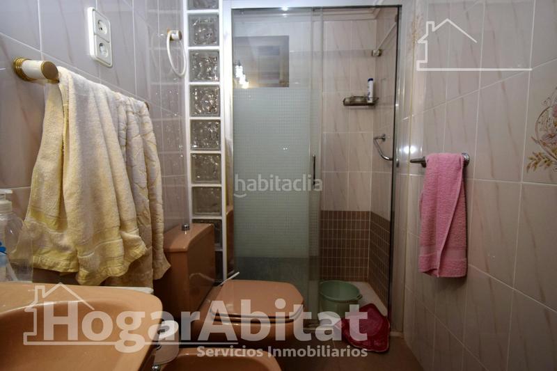 Foto 1f966f30-9316-4395-aec1-0d37a73192c4. Piso exterior con balcón y terraza cerca del metro en Paiporta