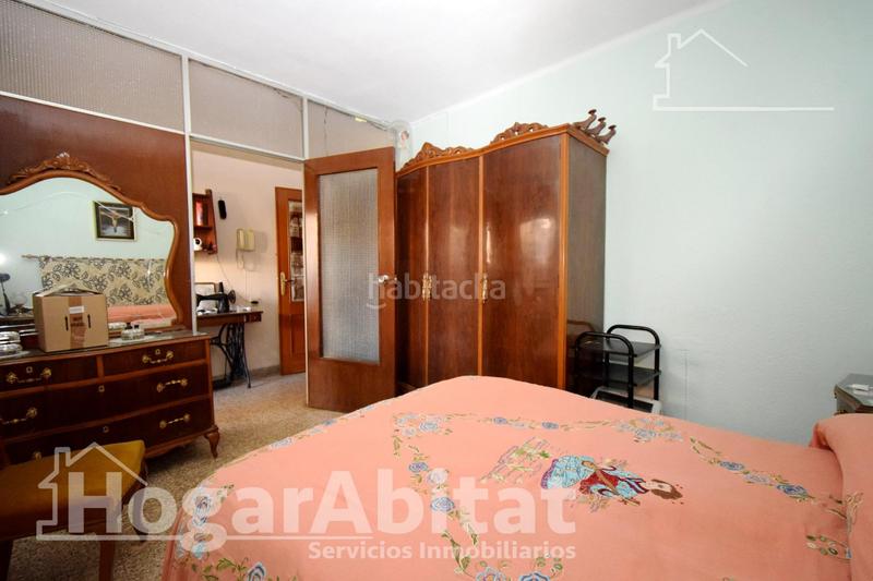 Foto b808c6d6-567e-4c57-87bc-b9d287117609. Piso exterior con balcón y terraza cerca del metro en Paiporta