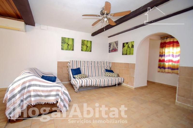 Foto 0fd4da48-cf37-452d-82da-617ad46bcda7. Chalet  reformado con piscina, garaje, terraza y barbacoa en Llíria