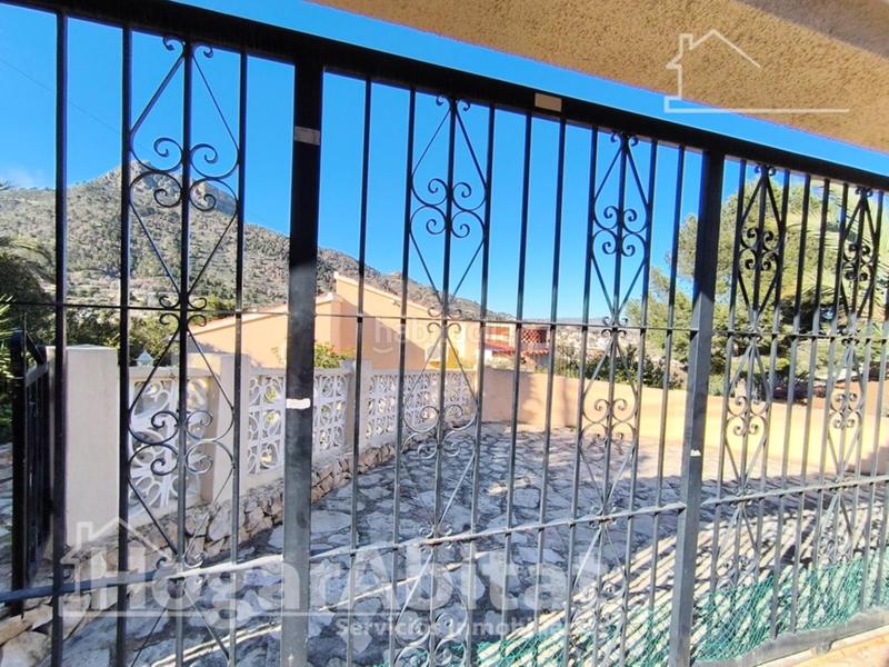 Foto 05cd1cc3-b1fd-4a55-ba4e-108dced223fd. Chalet impresionates visitas al mar! chalet con piscina, garaje, terraza y barbacoa cerca de la playa en Calp