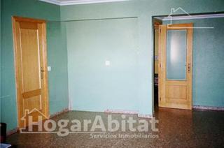 Pis  Calle 1 de maig. En pleno centro! amplio y luminoso con terraza