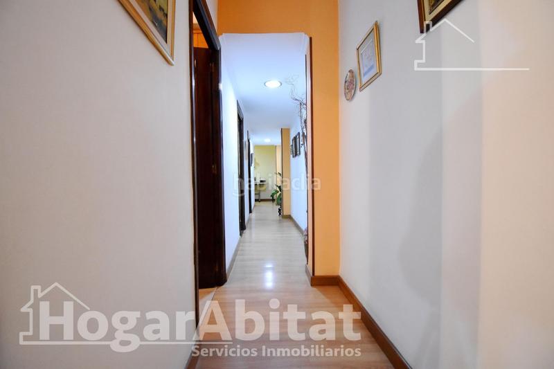 Foto 07b9bca3-1276-4e76-9605-e2b440a61a0c. Pis a Oliva pueblo Oliva