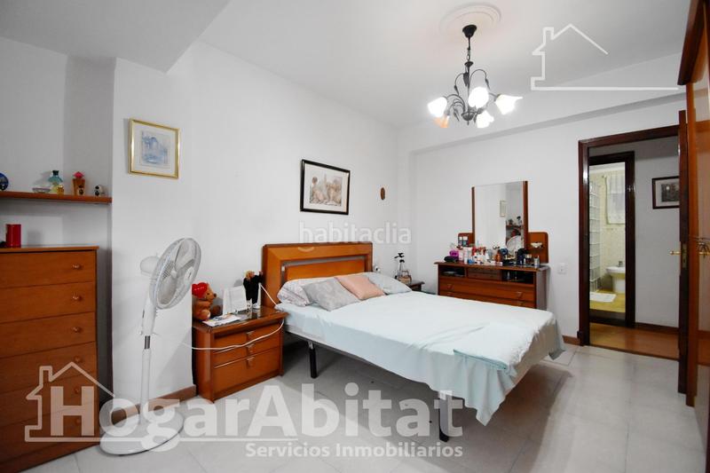 Foto 5742f451-73b0-4e82-9857-c6ae6f5870a8. Pis a Oliva pueblo Oliva