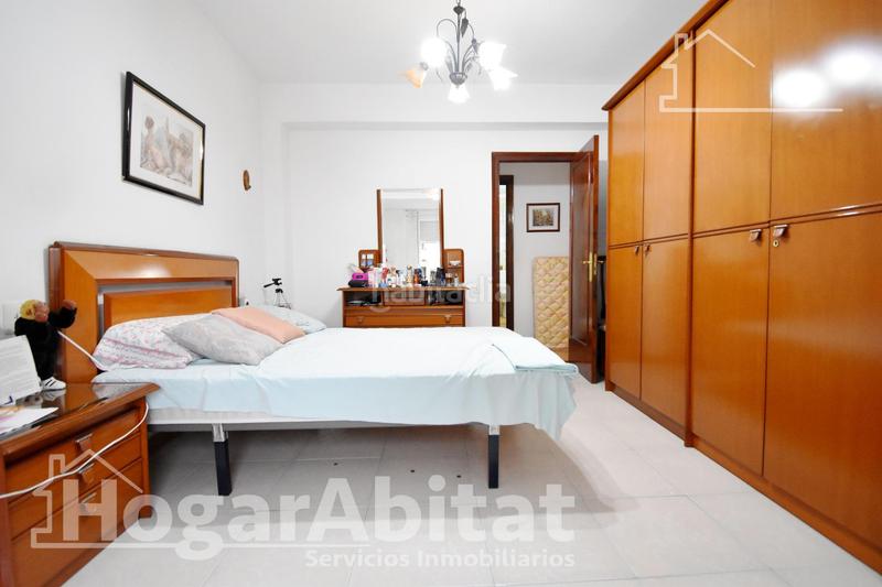 Foto 68402b5c-6630-4714-813a-7f3e42aa6d19. Pis a Oliva pueblo Oliva