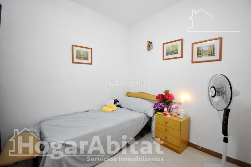 Foto 80d07937-bcae-4c91-9eb7-db517bae1110. Pis a Oliva pueblo Oliva