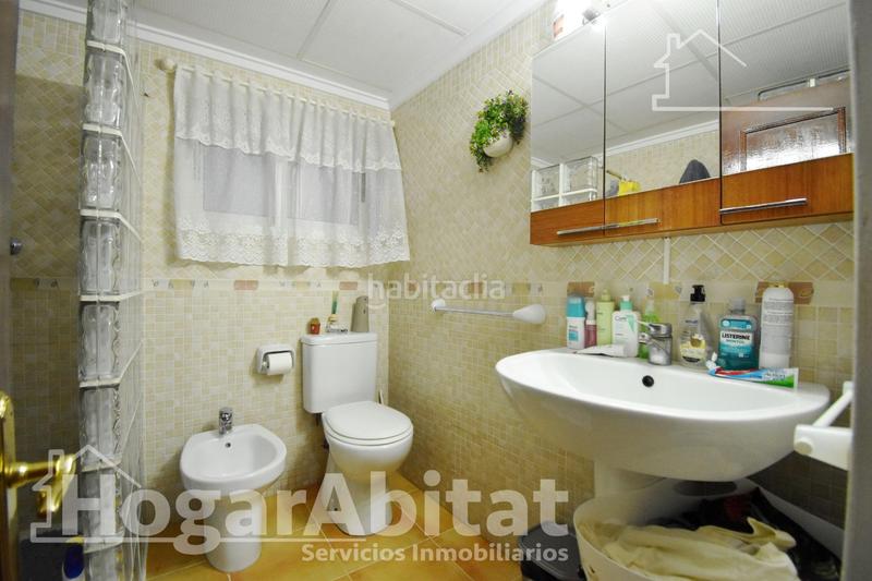 Foto a76d301f-007e-43ad-8b99-8074c22346d8. Pis a Oliva pueblo Oliva