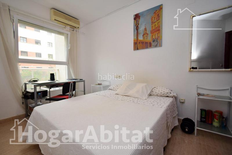 Foto a78cde75-c6da-4884-b899-36fd8233b15d. Etagenwohnung mit parking pool in Valterna Paterna