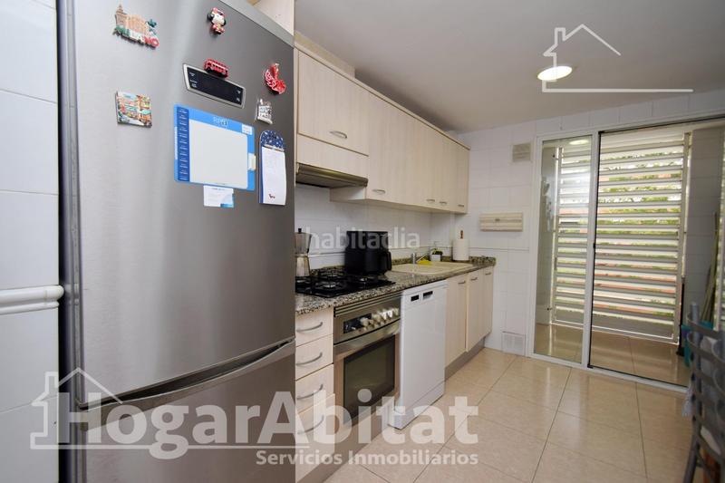 Foto f21d04d3-9181-4c30-bef6-8fbd70267525. Etagenwohnung mit parking pool in Valterna Paterna