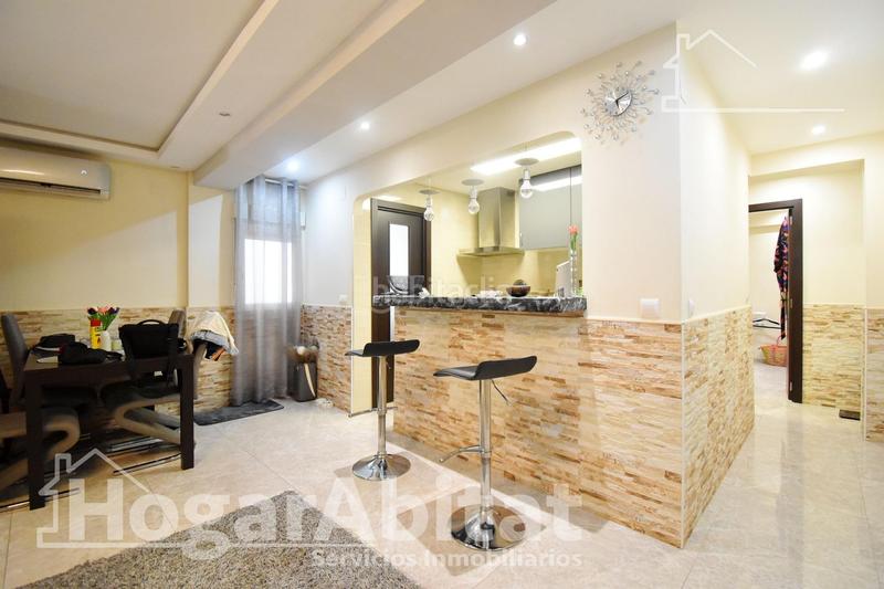 Foto 50b78410-420e-4025-8833-58ee59ee3735. Pis amb calefacció aparcament a Plaza Elíptica - República Argentina Gandia