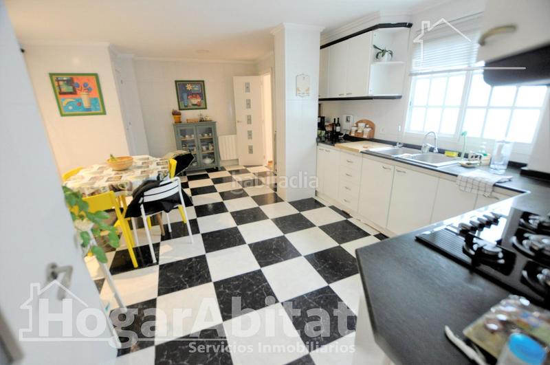 Foto 46ba8ef3-657c-4240-b40f-10ce8105eed0. Appartamento in El Cabanyal-El Canyamelar Valencia