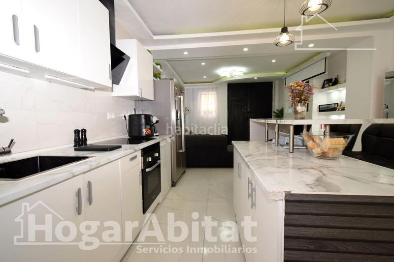 Foto 8e195140-781d-40a6-9270-840afe506dd3. Casa amb calefacció piscina a Alginet