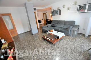 Pis  Calle alberto jimenez-becerril. Seminuevo, exterior y amplio con balcón y ascensor