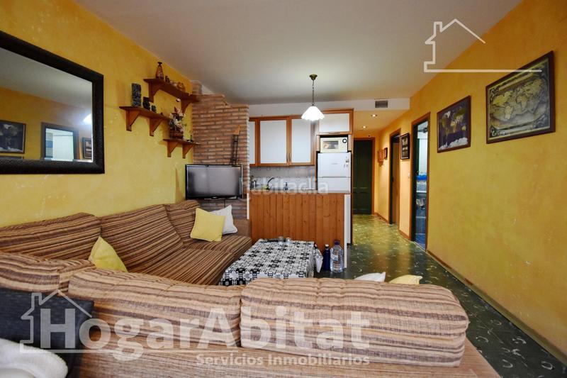 Foto 13e6d80e-7101-41d9-a775-630d3fa19a34. Dachwohnung mit parking in Piles