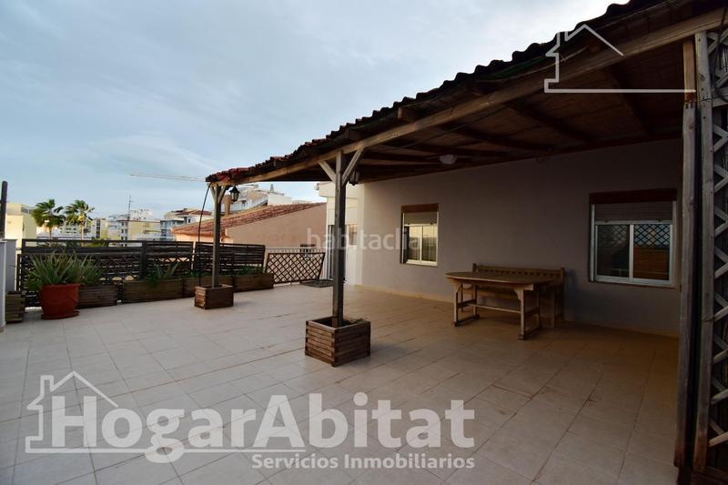 Foto 3120301e-4841-40fd-b04d-cc364c3fc3cf. Dachwohnung mit parking in Piles