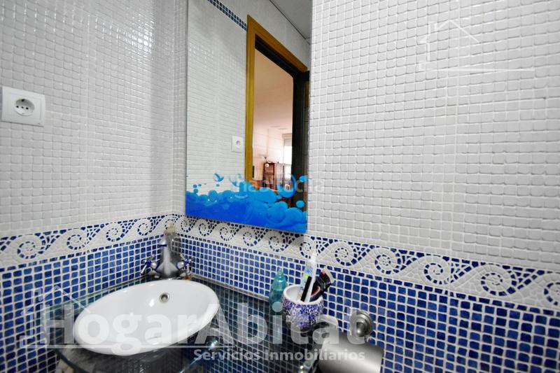 Foto 46451d4a-5705-4ad0-8157-a44d92847949. Dachwohnung mit parking in Piles