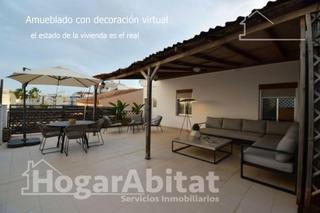 Dachwohnung in Calle Neus Les