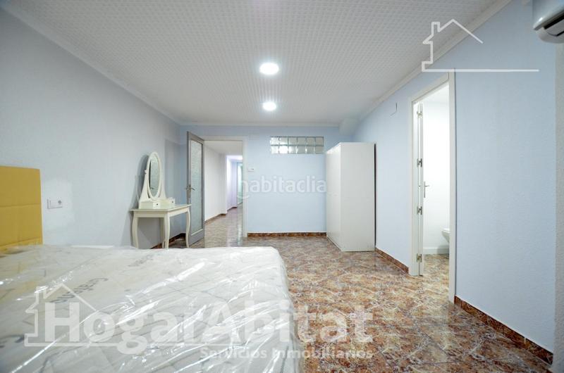 Foto db49fc09-46d7-40bf-9ed1-b0b09acc8c37. Pis a Tavernes de la Valldigna