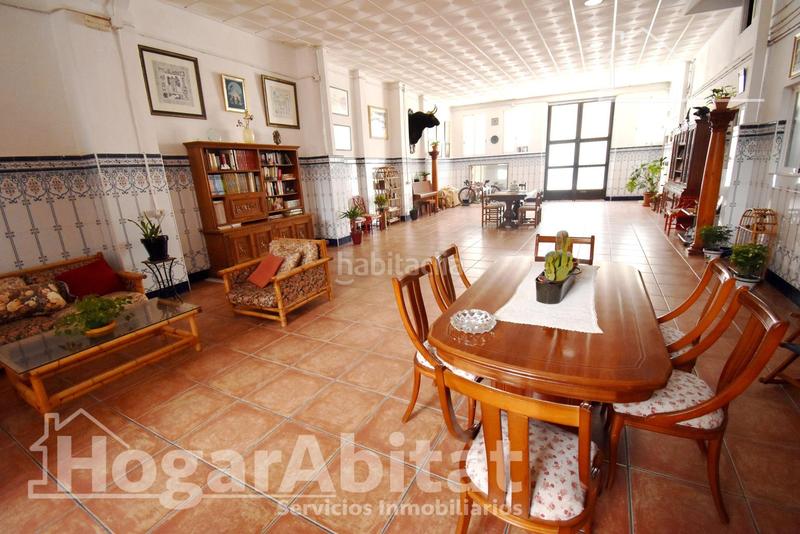 Foto dfff131b-6cc8-4361-8d1f-93494536a749. Haus mit parking in Centro Burriana