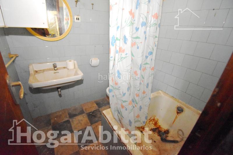 Foto 0f216e33-6047-4921-a39e-c09315fabeea. Casa oportunidad de inversión! casa amplia y esquinera para reformar en Villarreal / Vila - real