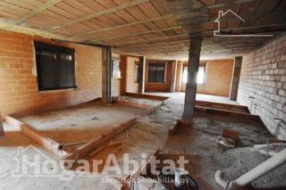 Piso  Calle joaquín ferrandis. Oportunidad de inversión!  muy economico para hacer a tu gusto