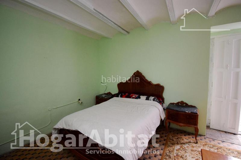 Foto 1d3b9b3f-f31a-4df2-b8f5-ca1251d51f2a. Casa amplia casa con 2 terrazas y garaje en Casco Antiguo-Darremur Almazora / Almassora
