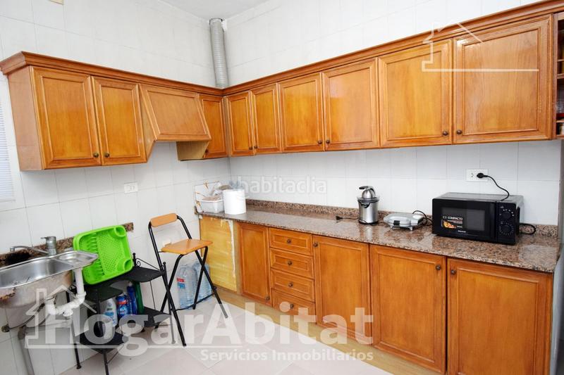 Foto 41304a3e-0829-4b74-84a4-6f7f34690dfd. Casa amplia casa con 2 terrazas y garaje en Casco Antiguo-Darremur Almazora / Almassora